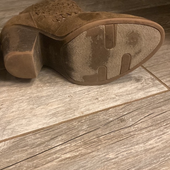 Fergie western style booties - Picture 6 of 8